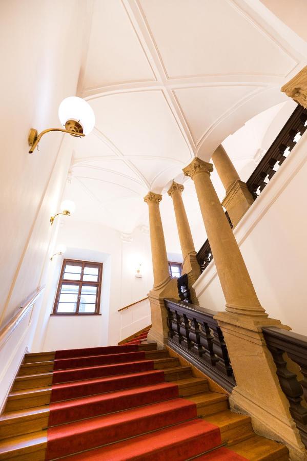 Nove Adalbertinum Χράντεκ Κράλοβε Εξωτερικό φωτογραφία