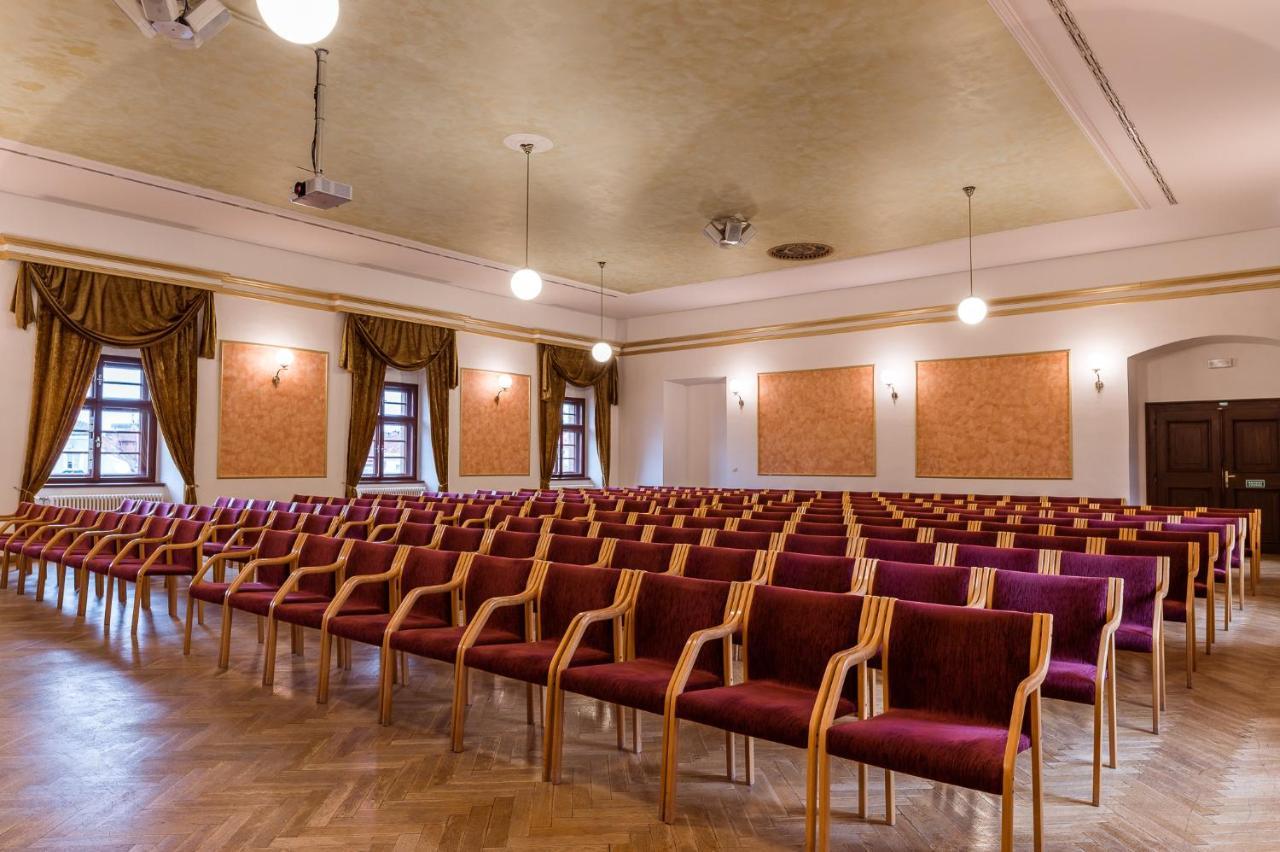 Nove Adalbertinum Χράντεκ Κράλοβε Εξωτερικό φωτογραφία